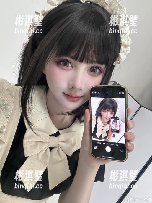 秋山AkI用职业装图集教你，怎样自带职场气场～