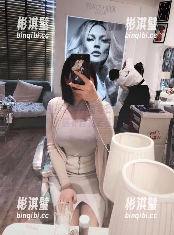 微密圈 - 童小芯的高清写真集：情绪散落，脑补自我走马灯