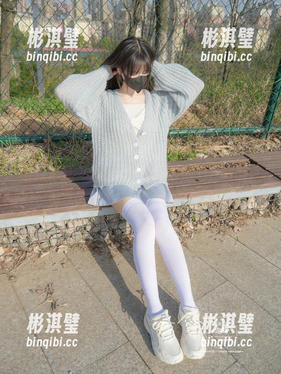 紧急企划 - 查图去！见希w的白丝制服：绝对不是什么“正式”的表达！