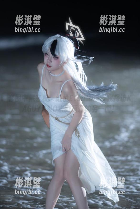 套图中藏玄机：纸悦Etsu_ko带我探访KAGUYANO水野莉莉的另一面！