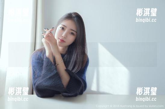 花漾show-思淇Sukiiii 花漾show - 在思淇Sukiiii的浴缸里寻找灵感?私拍原图自带磨砂效果,我的心都被泡泡包裹住了!