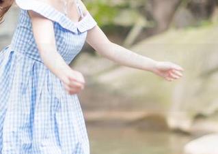 菠萝社 – 高清呈现柳侑绮，学姐外貌与答案两不误！