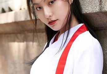 蜜桃社 – 木奈奈的旗袍合集，一条评论都能写成诗了！