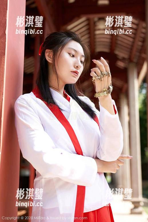 蜜桃社 - 露西Lucy驾驭职业装：更新套图，懂得都懂！