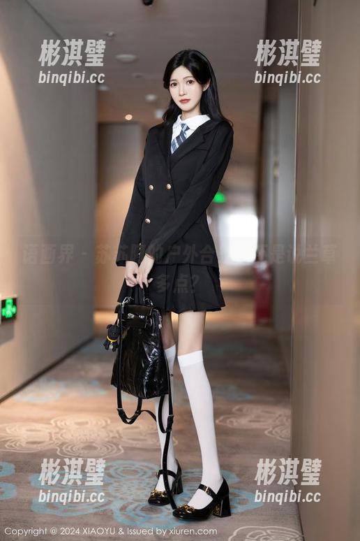 语画界 - 苏苏阿的户外合集，还是说兰草多点？