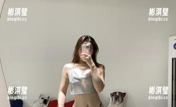 微密圈 - 当铁锤姐姐遇上绿色neinei，简单美图变得出乎意料！