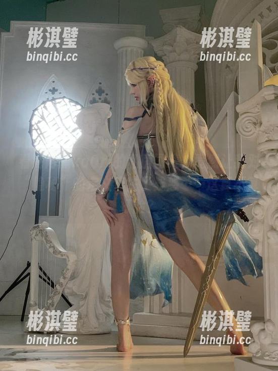 阿薰kaOri 看完阿薰kaOri的私房图集,竟然让我对“隐秘”的定义产生了疑惑……这算不算打脸?