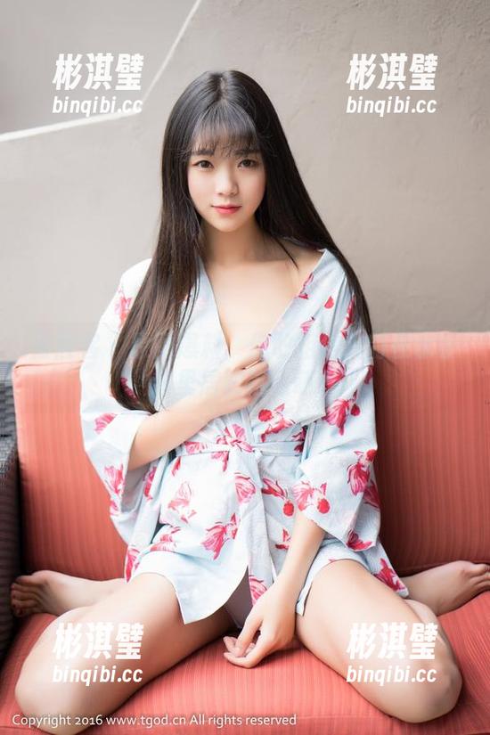 青豆客 - 原图爆料：你敢相信凯竹在水手服里居然这么萌？