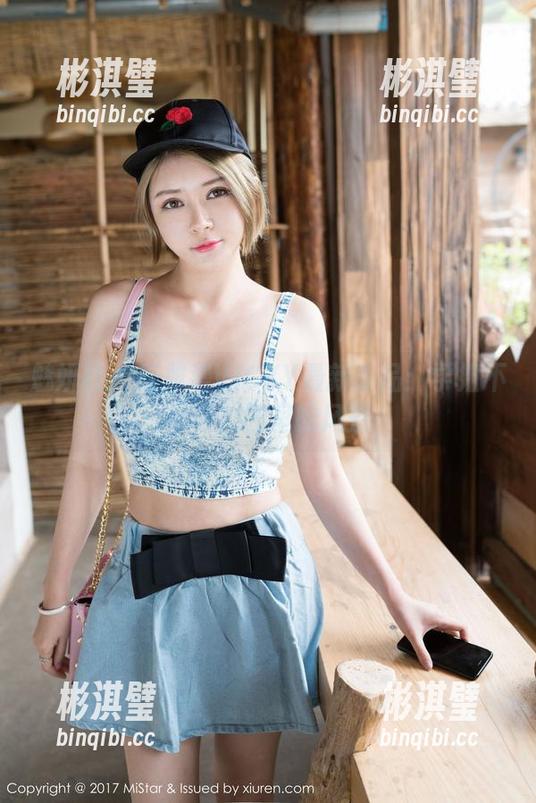 魅妍社 - 陈雅漫VICKY最新作品：学姐不只是校园里的风景