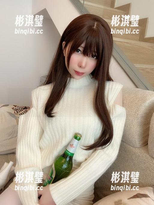 鹿野希的酒酔い图册：一杯酒下肚，轻松又自在。